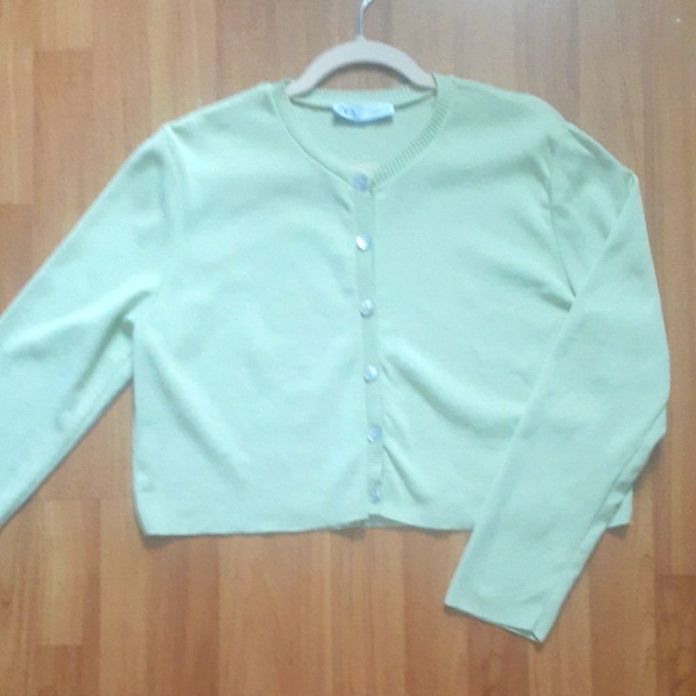 NWOT - Zara Knit Cardigan Jacket with Buttons in Pistachio Green - Medium